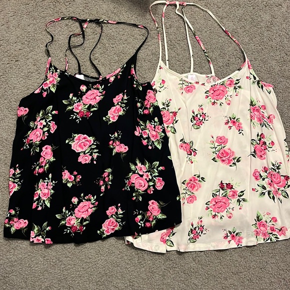 No Boundaries Tops - No Boundaries Junior 2 set of flower print camisole. Size M and L